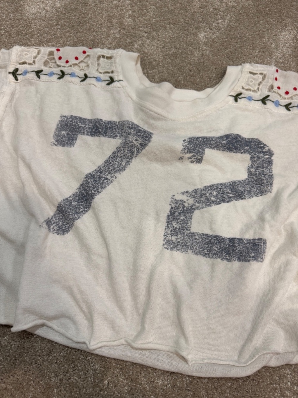 We The Free Lilith Tee CROPPED - Picture 4 of 15